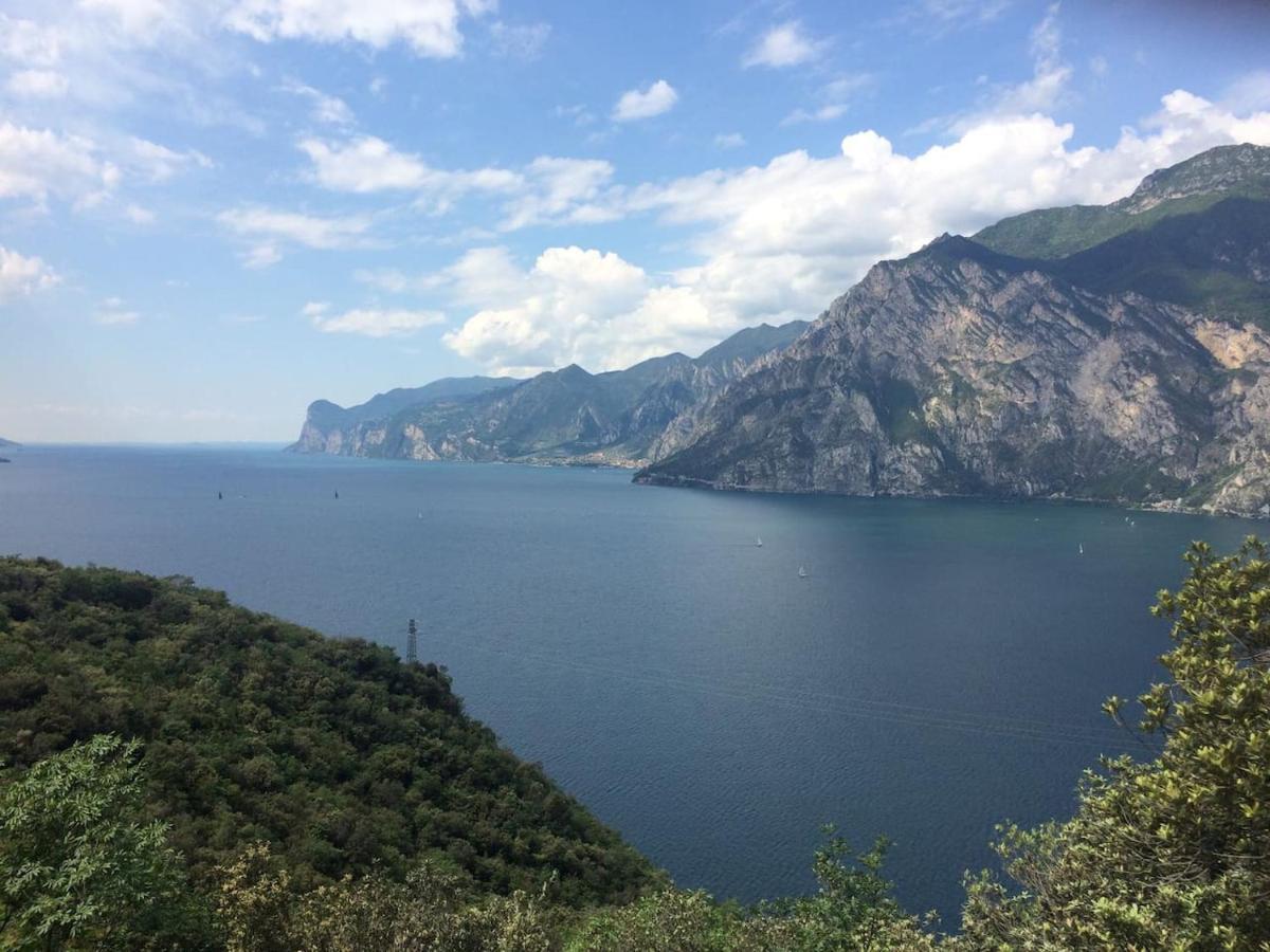 Casa Con Vista Forte - Tra Lago E Monti Rivoli Veronese Exterior foto